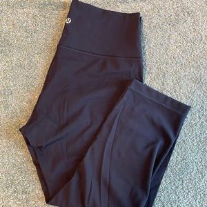 Lululemon wonder under crop leggings